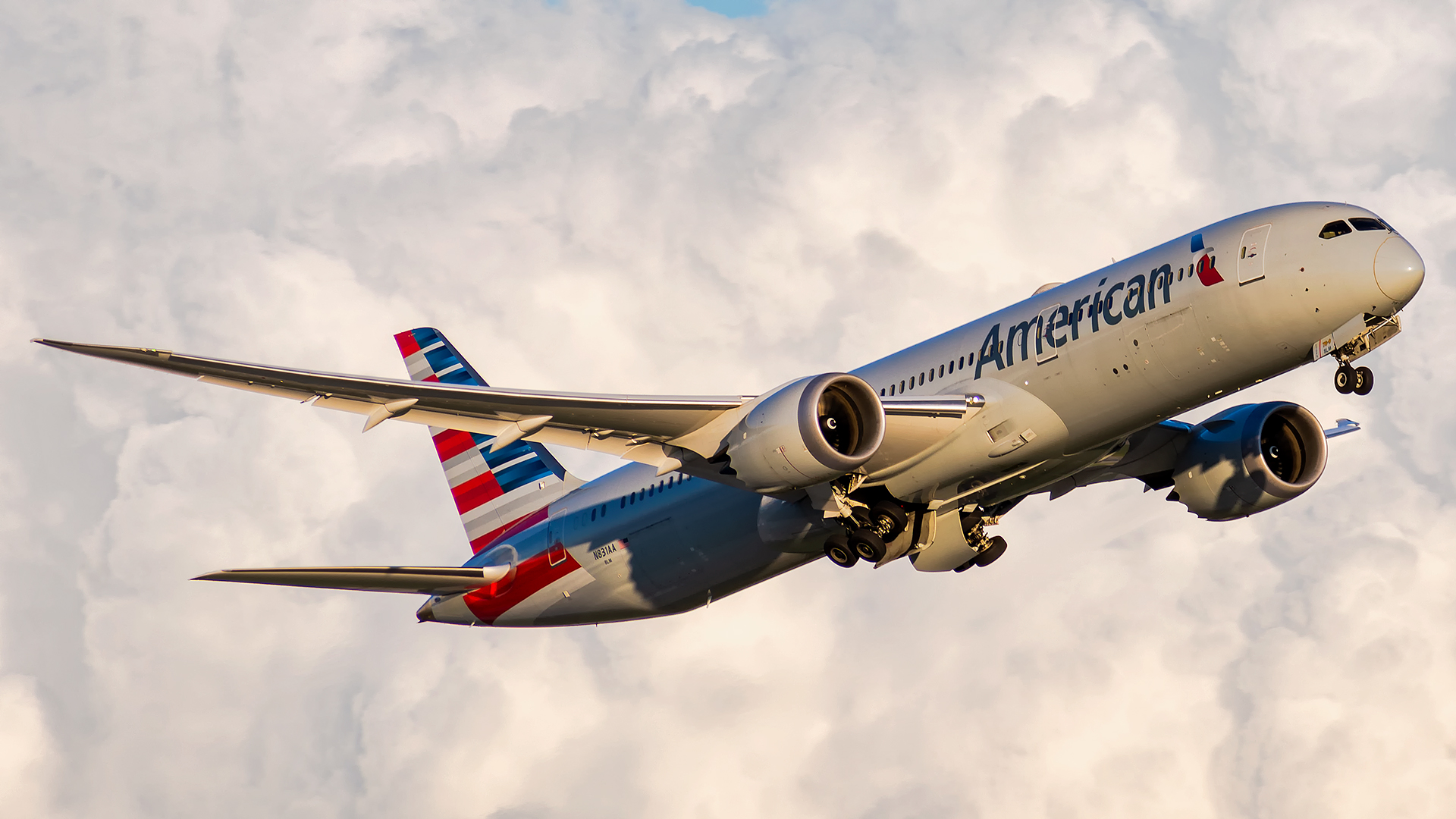 United Airlines Flight UA770 Emergency Diversion